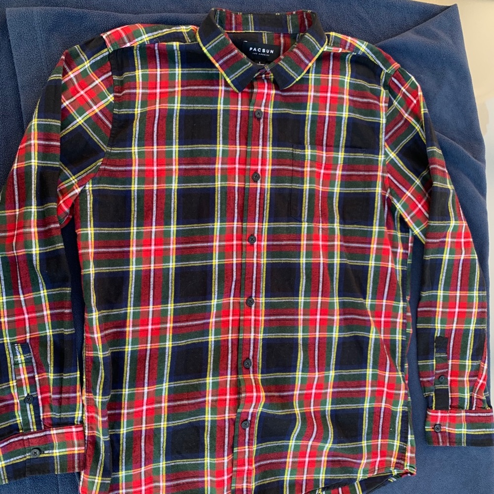 Pacsun Lightweight Button Down Flannel size L